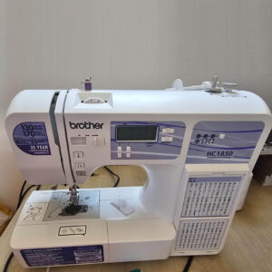 HC1850 Sewing and Quilting Machine